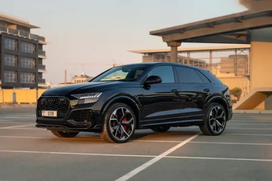 Audi-RSQ8.jpg