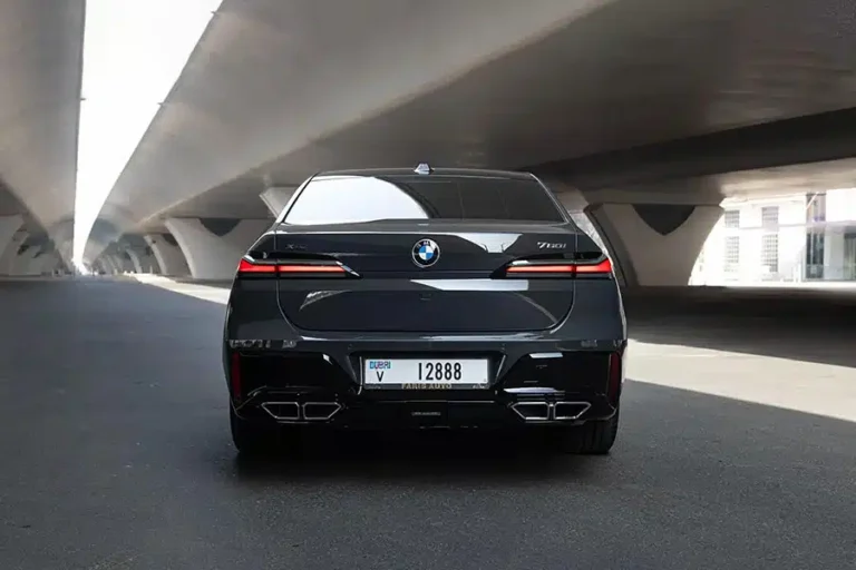 BMW-760i_2