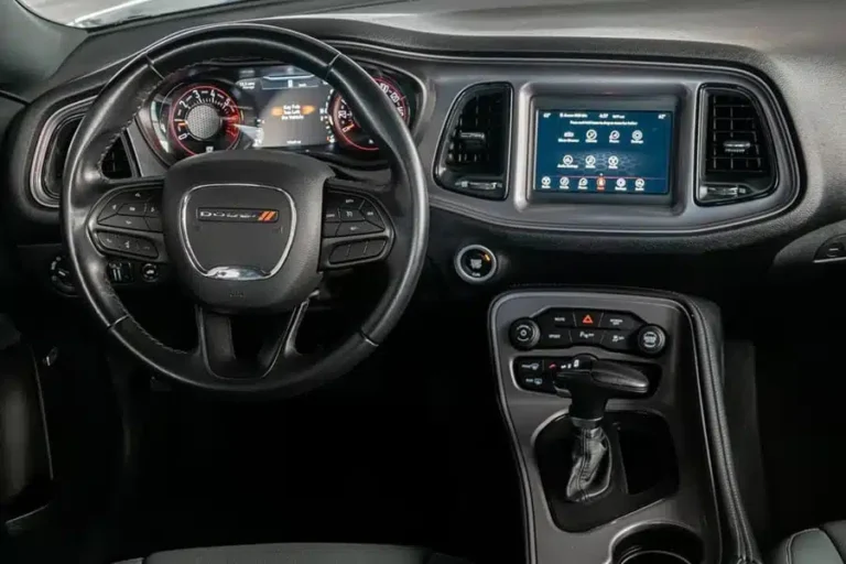 Dodge-Challenger_3