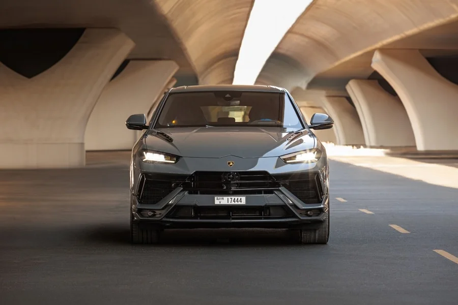 Lamborghini-Urus-2