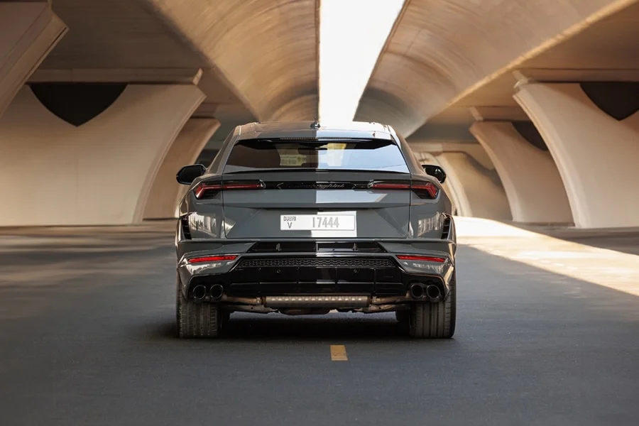 Lamborghini-Urus-3