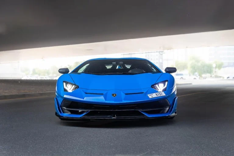 Lamborghini_Avantador_1