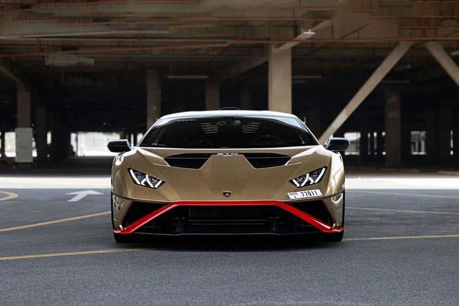 Lamborghini_STO_dubai_1