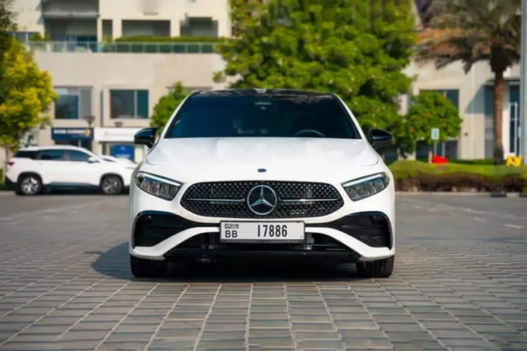 Mercedes_A200_q1