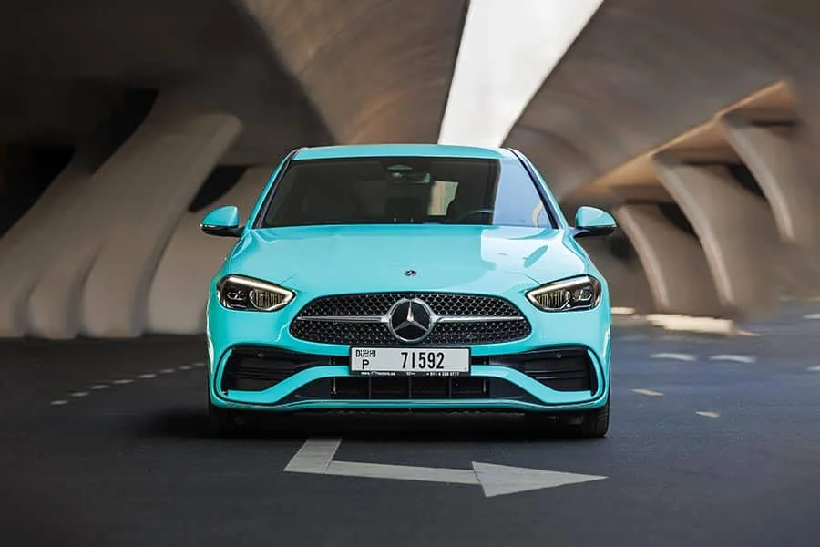 Mercedes_C200_1