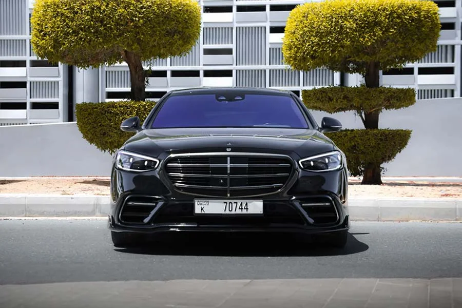 Mercedes_s580-rent-dubai-front