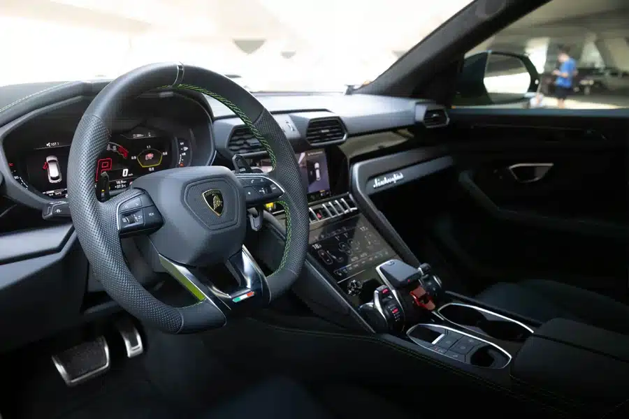 Urus_S_3
