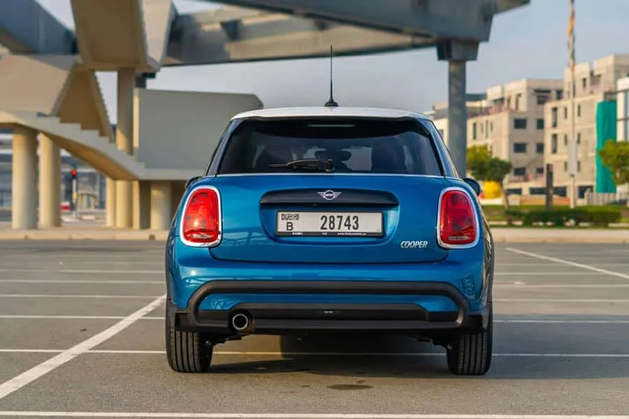 mini-copper-rent-dubai-3.jpg