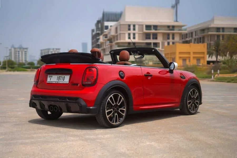mini_cooper_convertible-back.jpg